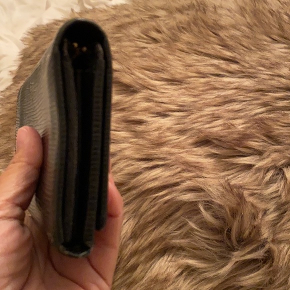 LV black Epi compact wallet - Picture 5 of 5